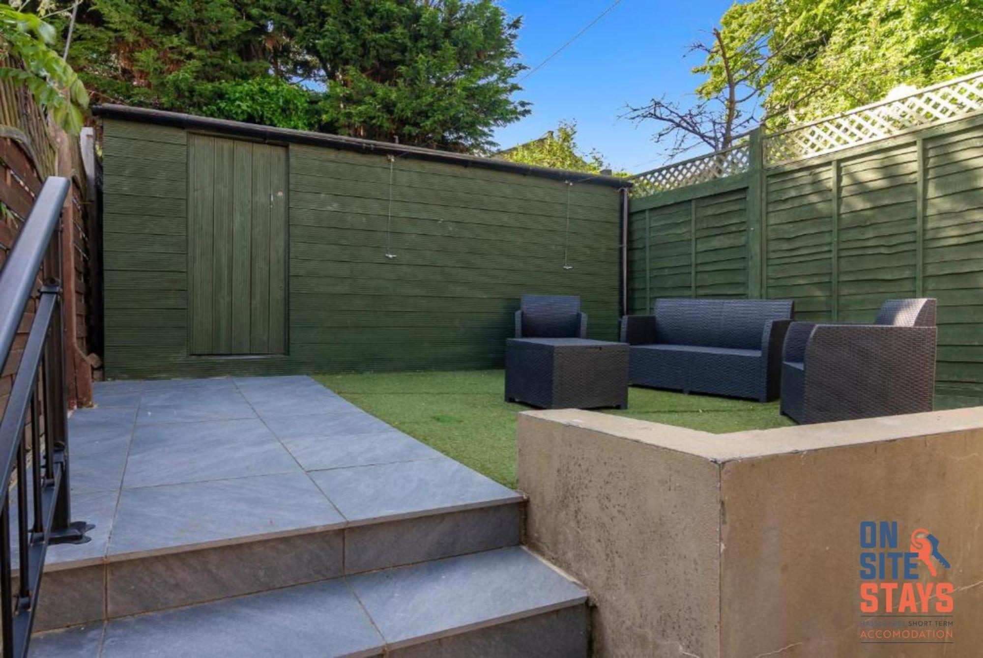 Onsitestays: Tranquil Wimbledon 2BR with Garden London Exterior photo
