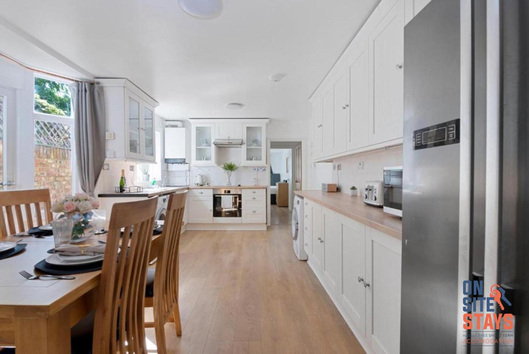 Onsitestays: Tranquil Wimbledon 2BR with Garden London Exterior photo