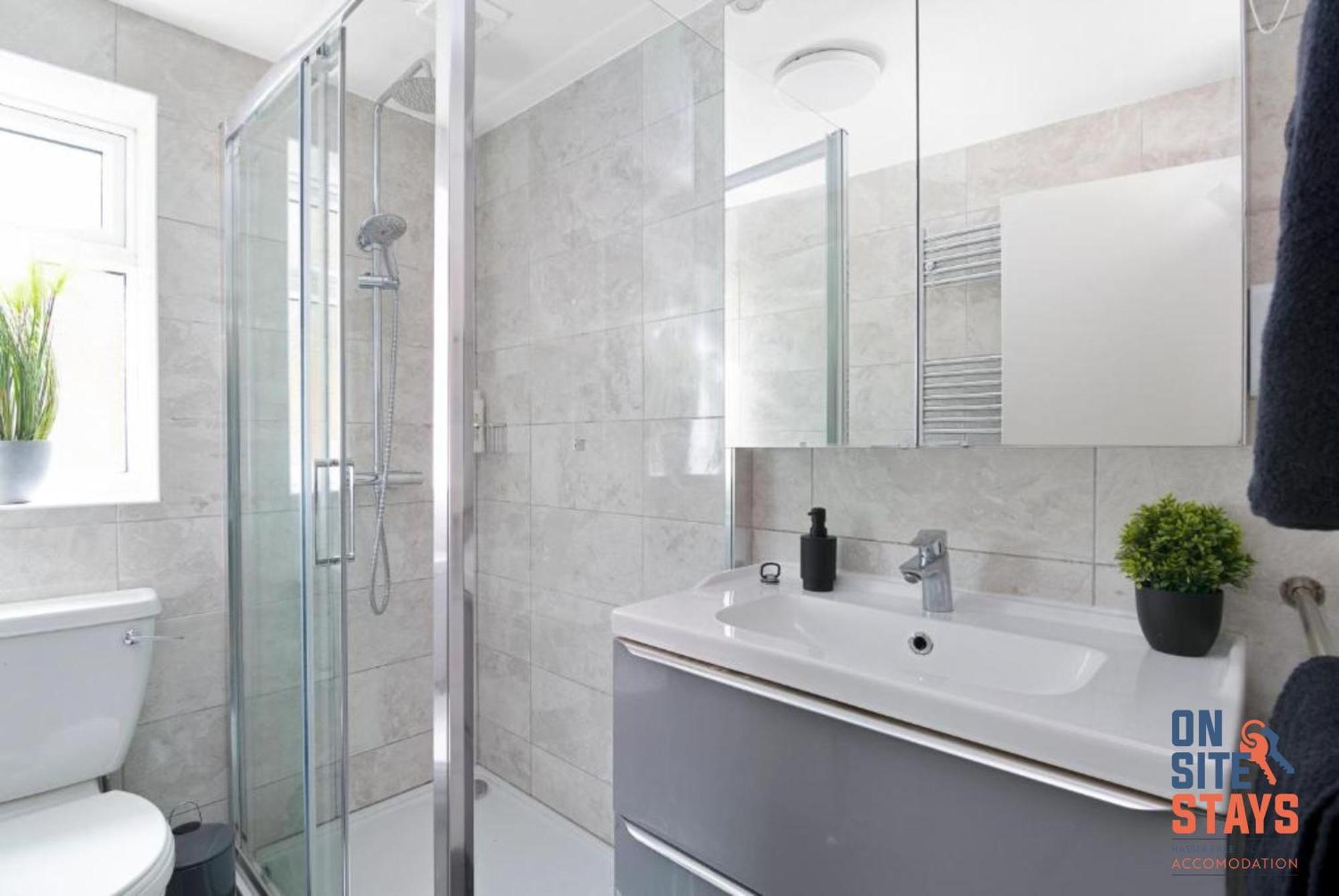Onsitestays: Tranquil Wimbledon 2BR with Garden London Exterior photo